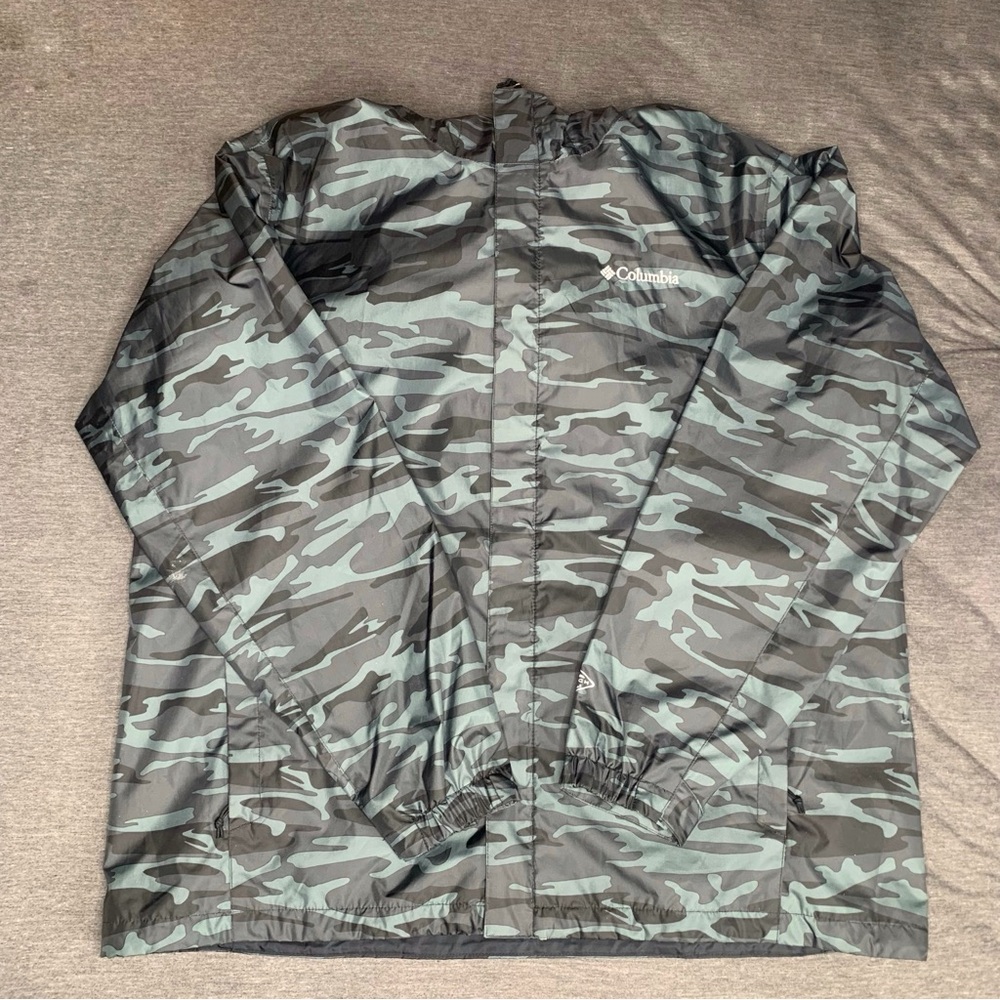Columbia XL Omni-Tech Waterproof Breathable Camo Jacket with Hood - Picture 2 of 4